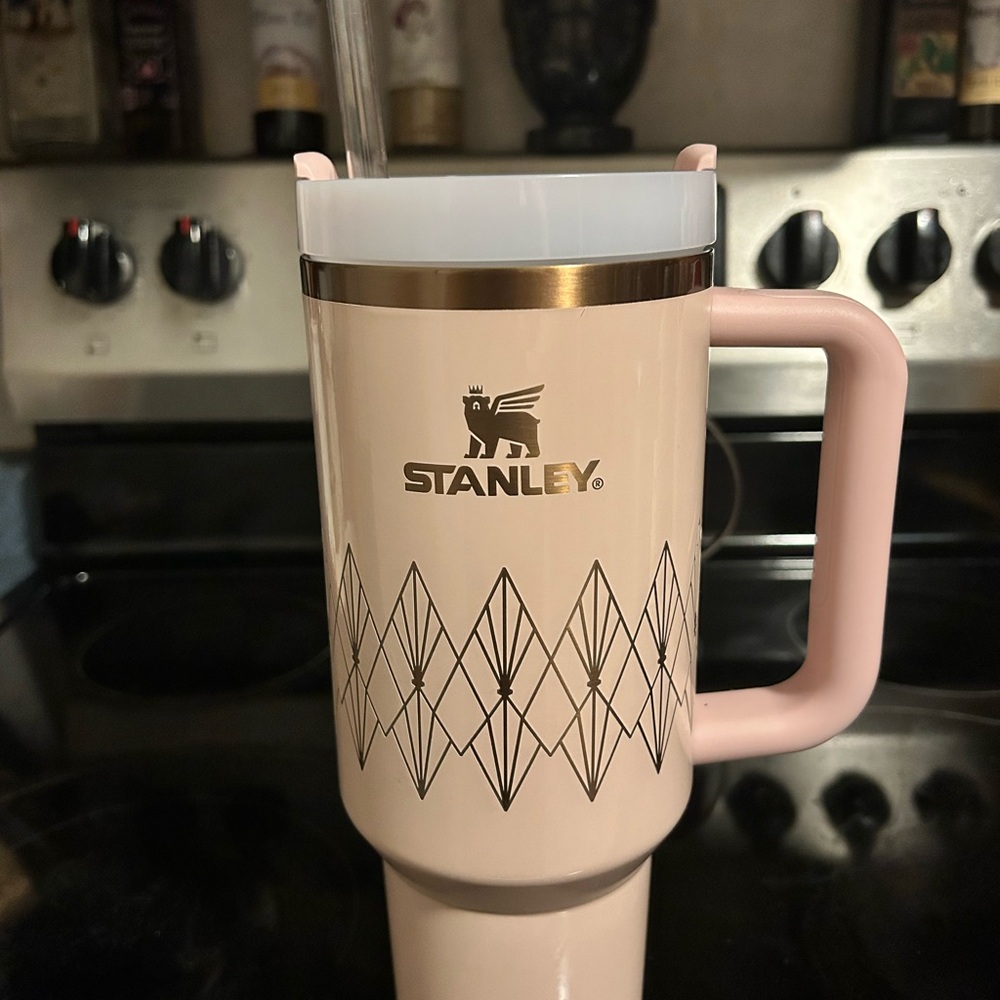Stanley Blush Gloss